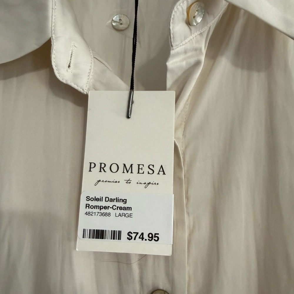 Promesa Cream Button-Front Mini Shirt Romper - Picture 5 of 6